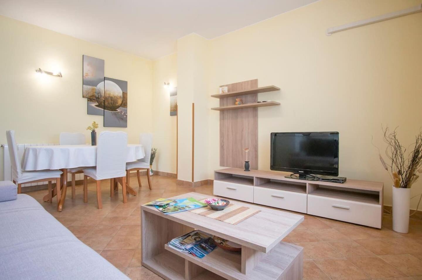 Apartment Marinko Barban Exterior photo